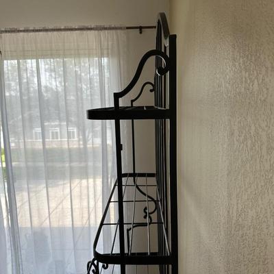WROUGHT IRON BAKERS RACK