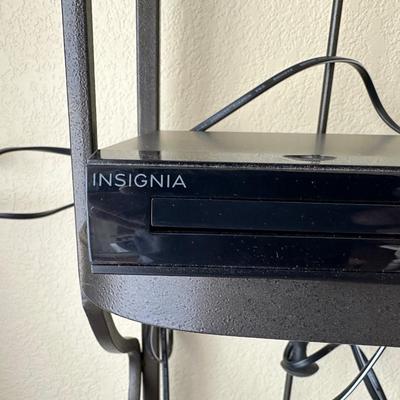 AUDIOVOX CD PLAYER, SAMSUNG 19" TV W/REMOTE AND INSIGNIA DVD PLAYER