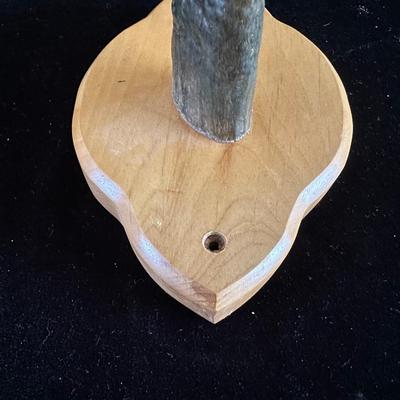 2 WALL MOUNTED HORN COAT HOOKS