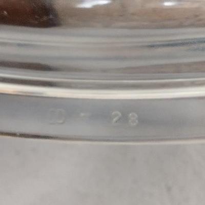 1..5 Qt Corning Ware with Lid and Stand