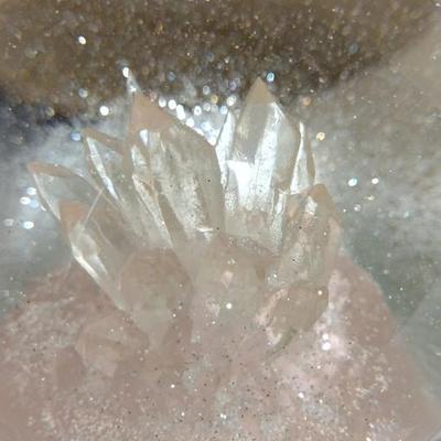 Smithsonian Quartz Snow Globe