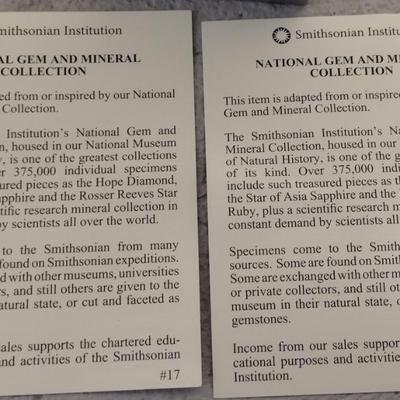 Smithsonian Quartz Snow Globe