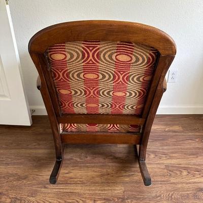 VINTAGE UPHOLSTERED ROCKING CHAIR
