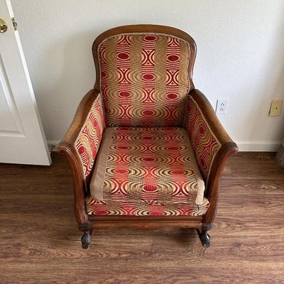 VINTAGE UPHOLSTERED ROCKING CHAIR