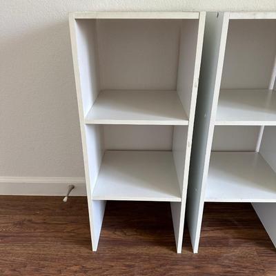 2 SMALL SHELVES