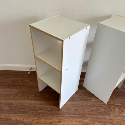 2 SMALL SHELVES