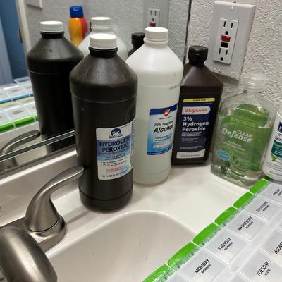 PILL ORGANIZERS, TOILETRIES AND WOUND CARE