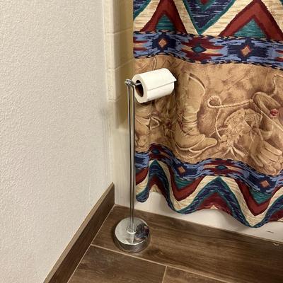 FREE STANDING TP HOLDER, SHOWER CURTAIN AND TOILETRIES