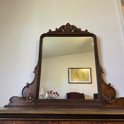 BEAUTIFUL ORNATE ANTIQUE VANITY WITH STOOL