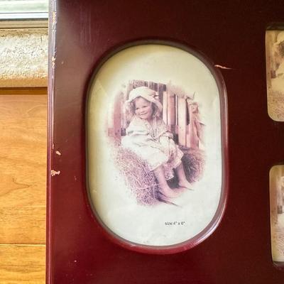 PHOTO CHEST AND DISPLAY PLUS PLATE HOLDERS