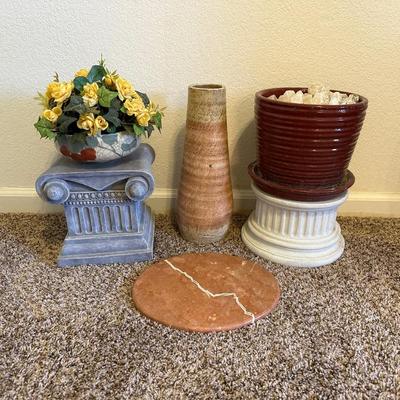 PLANT STANDS, FLOWER POTS & CLAY VASE