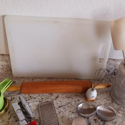 KITCHEN UTENSILS