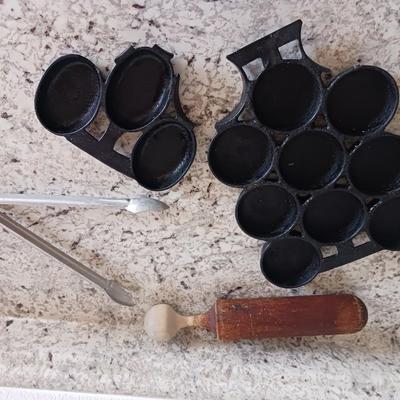 CAST IRON MOLDS AND GLASS CUTTING BOARD