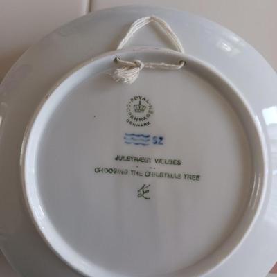 6 ROYAL COPENHAGEN CHRISTMAS PLATES