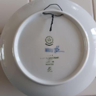 6 ROYAL COPENHAGEN CHRISTMAS PLATES
