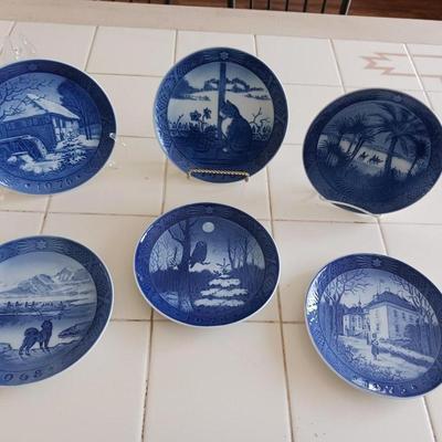 6 ROYAL COPENHAGEN CHRISTMAS PLATES