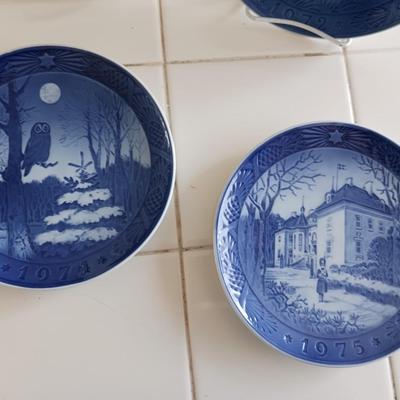 6 ROYAL COPENHAGEN CHRISTMAS PLATES