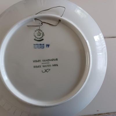 6 ROYAL COPENHAGEN CHRISTMAS PLATES