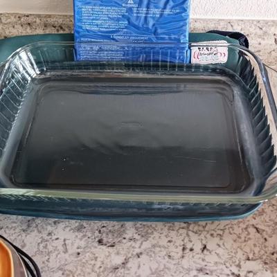 CROCK POT, VINTAGE CLAY BOWL AND TO GO CASSEROLE DISH