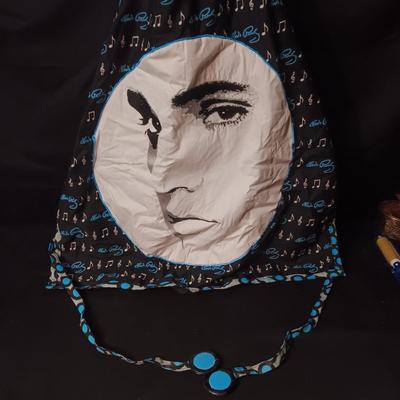 ELVIS APRON