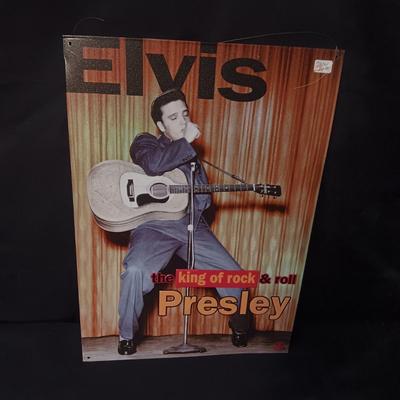 2 METAL ELVIS SIGNS