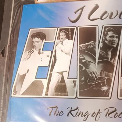 2 METAL ELVIS SIGNS