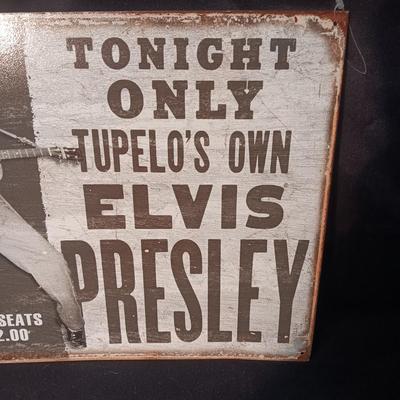 2 METAL ELVIS SIGNS