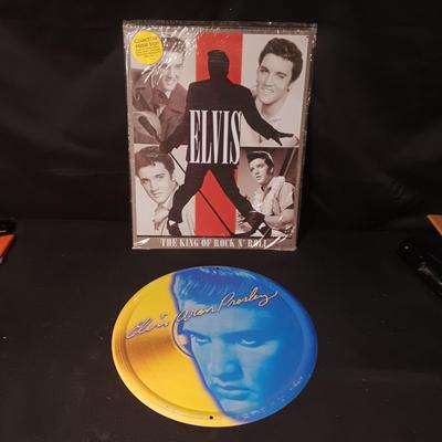 2 METAL ELVIS SIGNS