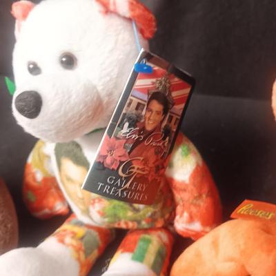 3 ELVIS BEARS AND 2 ORNAMENTS