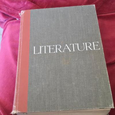 An Approach To Literature