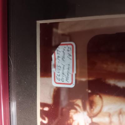 ELVIS TINS, KEYCHAIN, PHOTO AND MORE
