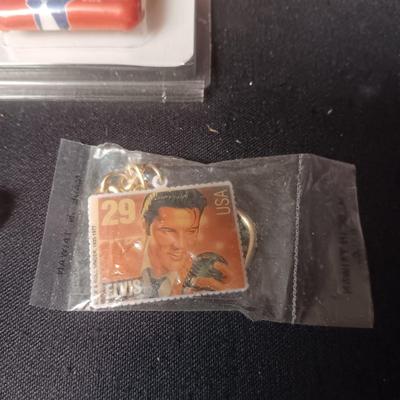 ELVIS TINS, KEYCHAIN, PHOTO AND MORE