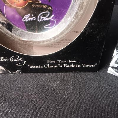 2 MUSICAL ELVIS ORNAMENTS