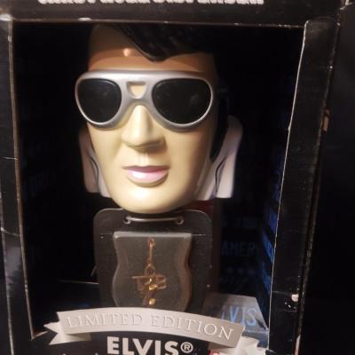 GIANT ELVIS PEZ DISPENSER W/CANDY