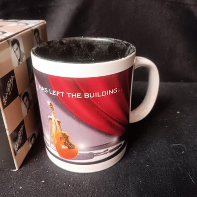 ELVIS DENIM WALLET AND COFFEE MUG