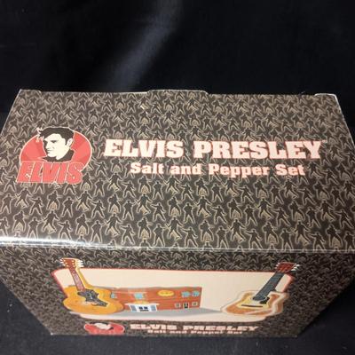 ELVIS PRESLEY SALT AND PEPPER SET