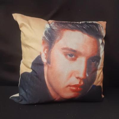 ELVIS THROW PILLOW 15"