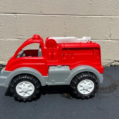 American Plastic Toys Kids’ Red Gigantic Fire Truck – AGES 2+ USED