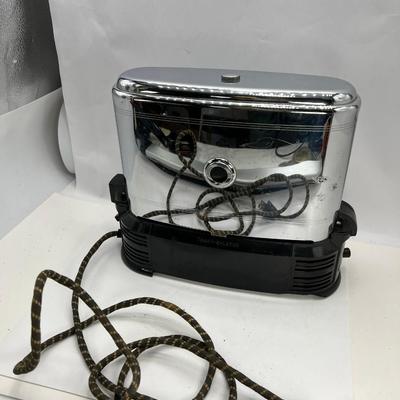 Toast-O-Lator Bakelite toaster Model J