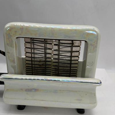 1927 White Luster Toastrite repaired