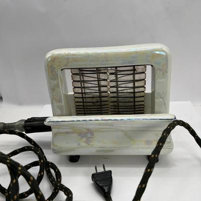 1927 White Luster Toastrite repaired