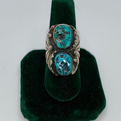 Vintage Native American Pawn Silver and Turquoise Ring