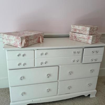 White antique dresser with crystal handles