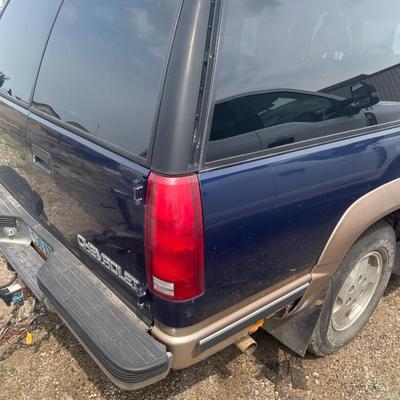 F1-1995 Chevy Suburban