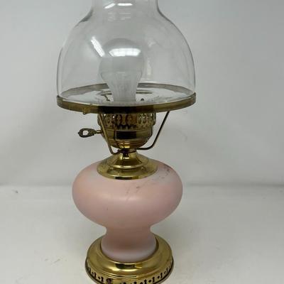 Beautiful Gone with the Wind Vintage Glass Hurricane Lamp