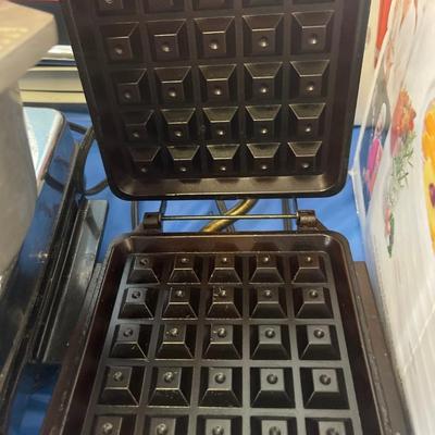 M41-waffle makers plus extras
