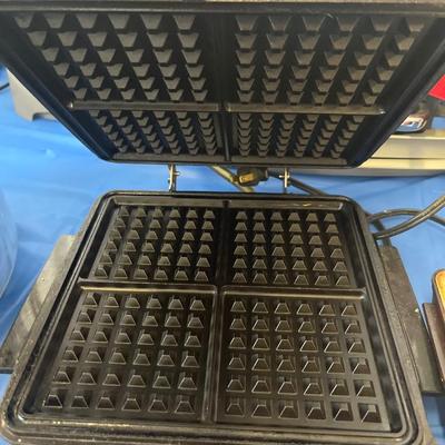 M41-waffle makers plus extras