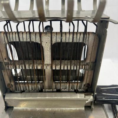 1910’s – 1920’s Simplex Model 215 Toaster with built in rack