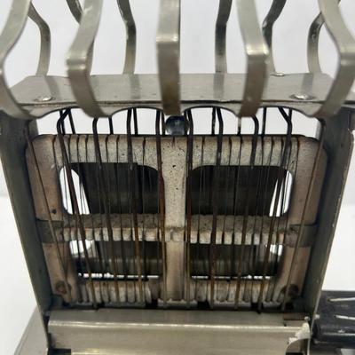 1910’s – 1920’s Simplex Model 215 Toaster with built in rack