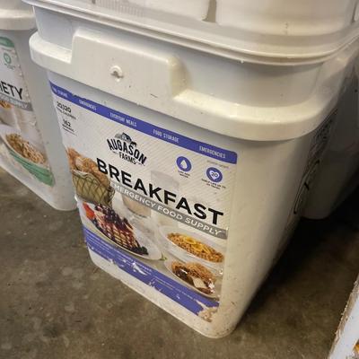 M44-Three buckets of emergency food supply